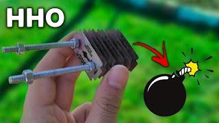 Making a Simple Hydrogen Generator from Shaving Blade  make hho generator at home