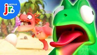 Dinosaur Duels BEST Prehistoric Battles  Bad Dinosaurs Compilation  Netflix Jr