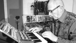 Ernst Thoma Performance Nr. 34 -live electronic improvisation