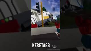 Perlintasan Kereta Hancur Tertabrak Kereta Api Roblox #shortroblox