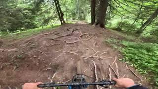 Komatrautrail in Châtel Bikepark   All Drops ⭐️ Wet Conditions 