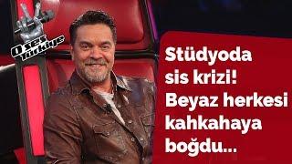 The fog crisis in the studio  The Voice of Turkey 2018