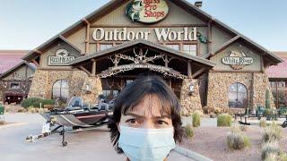 minority goes to bass pro shop