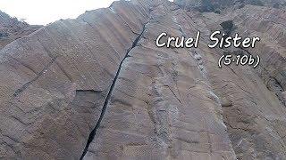 Learning to Crack Climb on Cruel Sister at Smith Rocks OR Video Gold