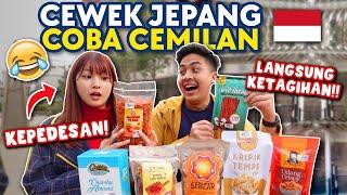 REAKSI HITOMI COBA SNACK OLEH2 DARI INDONESIA LANGSUNG KETAGIHAN?