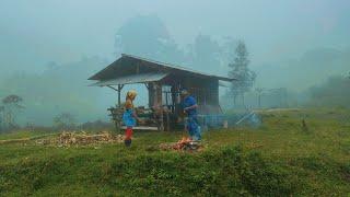 DINGIN  SORE BERKABUT DI KAMPUNG TERTINGGI DI PUNCAK GUNUNG DI KELILINGI HUTAN LEBAT