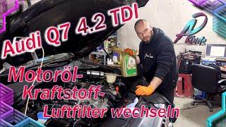 Audi Q7 InspektionMotoröl-Kraftstoff- und Luftfilter wechseln V8 4.2 TDI