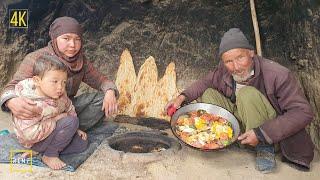 Baking Old Style Bread in Tandoor Oven  Bread Recipe  village life Afghanistan