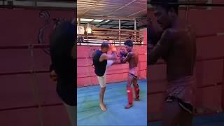 Muay Thai kickboxing speed #mma #combatsport #fitness #muaythaiclass #martialarts #boxing #sports