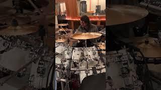 Charlie Benante- Dave Grohl plays my kit and a ittle bit of Nirvana 🩷 scentless apprentice