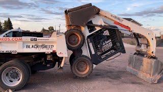 SATISFYING Skid Steer Skills - loading without ramps