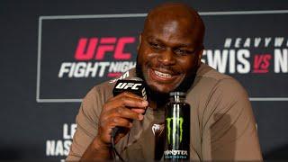 DERRICK LEWIS EXPLAINS WHY HE TOOK HIS PANTS OFF AND MOONED THE CROWD AT UFC ST LOUIS