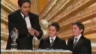 Peter Boyle Presents Ray Romano with Award - 2003