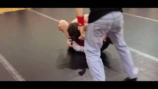 Nogi grappling girls foot rub face