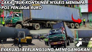 Di Saksikan Semua Warga Di Kawal Ketat Petugas Kepolisian  Proses Evakuasi Truk Ranger Laka Tunggal