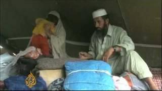 Pakistans displaced begin journey home - 13 July 09