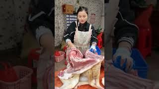 Amazing Master Butcher Beef girl #beef #cow #shorts #fraxychef #meat