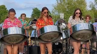 Dueling Banjos - by the Petoskey High School Steel Drum Band. Bellaire Michigan July 2023