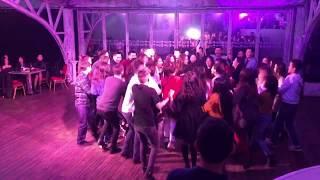 Буряты и Калмыки танцуют Ёхор в клубе в Москве