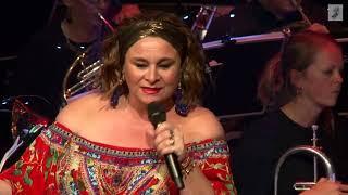 The Look of Love Burt Bacharach- Trijntje Oosterhuis Henrike Oonk en Crescendo Ratum