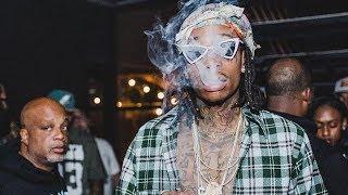 Bluntsmoker ft. Wiz Khalifa - Shittin Me