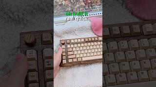 How is this keyboard SO GOOD? 🪓This wood keyboard sounds amazing 