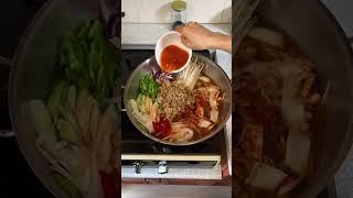 Kimchi Soondubu Jjigae 김치 순두부찌개 - Soft Tofu Kimchi Soup #koreangrandma #koreanfood #mukbang