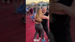 Así se baila en Rusia Танцы в Москве  #moscow #russia