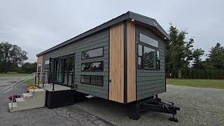 THIS TINY HOME WILL BE UNSTOPPABLE..... IN CANADA