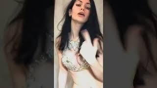 Hot Arabian Belly Dancer Moves