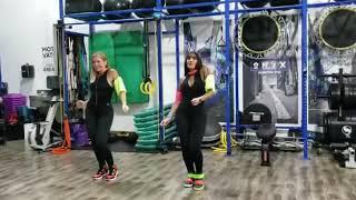 Zumba con Gladiuska y Rosy