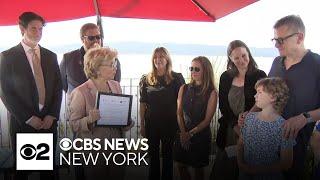 N.Y. senator honored for efforts to reduce pediatric cancer costs for families