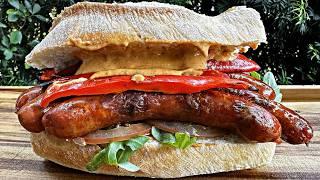 MERGUEZ BAGUETTE - pikante Bratwurst vom Grill