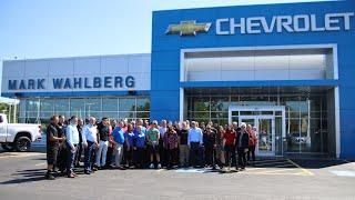 Mark Wahlberg visits his Chevrolet Dealership Avon Ohio 2023