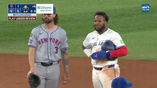 Jesse Winker and Vladimir Guerrero Jr. Share A Laugh