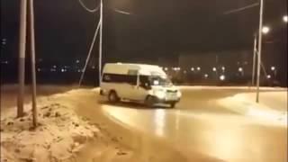 Russian bus drift.