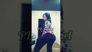 Awek tiktok gelek paduu  awek tudung seksi 