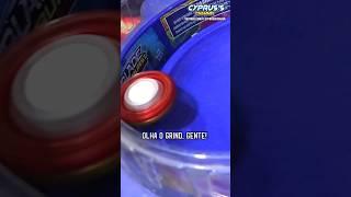 HELLO KITTY SOBE E SE RECUSA A DESCER? #beyblade #beybladeburst