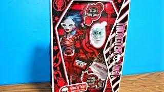 1st Monster High Ghoulia Yelps Doll & Sir Hoots-A-Lot