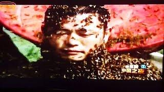 世界吉尼斯中国挑战之夜-一位中国人挑战超过61.4kg的蜜蜂爬满全身