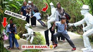 DI LUAR DUGAAN  REAKSI KOCAK  PRANK PATUNG HIDUP