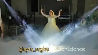 رقص زیبای عروس با آهنگ  تک خال از ستارشراب صدساله تویی