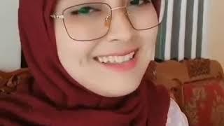 VIRAL CEWE CANTIK BERHIJAB Suara merdu