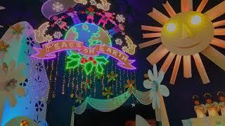 Its a Small World Holiday 2022 4K 60FPS at Disneyland Park