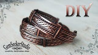 Discover the wire art DIY wire bracelet tutorial.