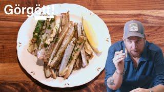 Razor Clams with garlic in less than 5 minutes