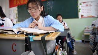 GLOBALink  Gaokao A way to lead students out of the mountains