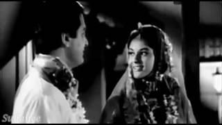 Ek Tera Saath Hum Ko Do Jahan Se Pyara Hai - Wapas 1969