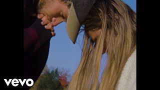 Jeremy Zucker & Chelsea Cutler - this is how you fall in love Official Music Video