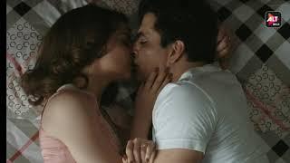Eli evram kiss in bedroom with his boyfriend xnxx video